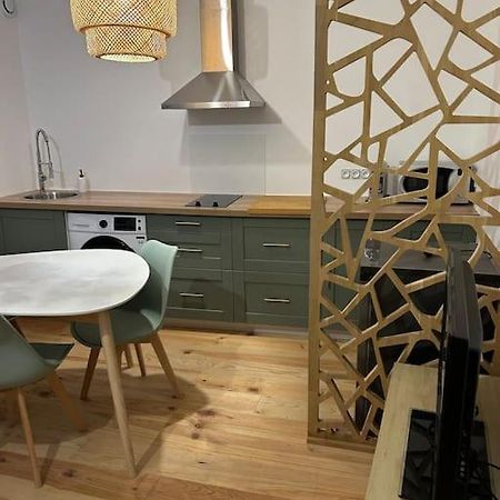 Le Floral Apartment Каркасон Екстериор снимка